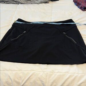 Athleta Women's Skort, Black, MP